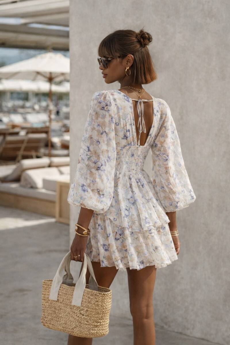 Lichtblauwe floral boho ruffle jurk ruches lantaarnmouwen