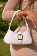 Witte baguette tas met gouden buckle