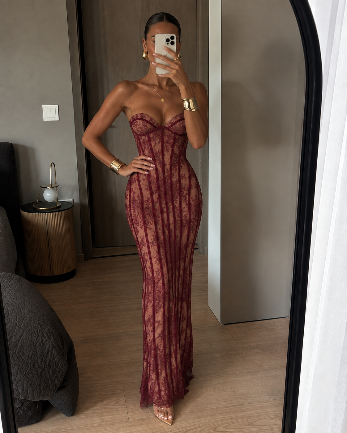 WYNONA — Sculpted Lace Gown