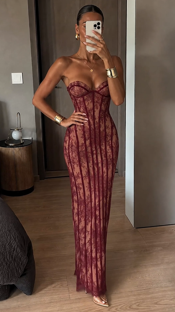 WYNONA — Sculpted Lace Gown