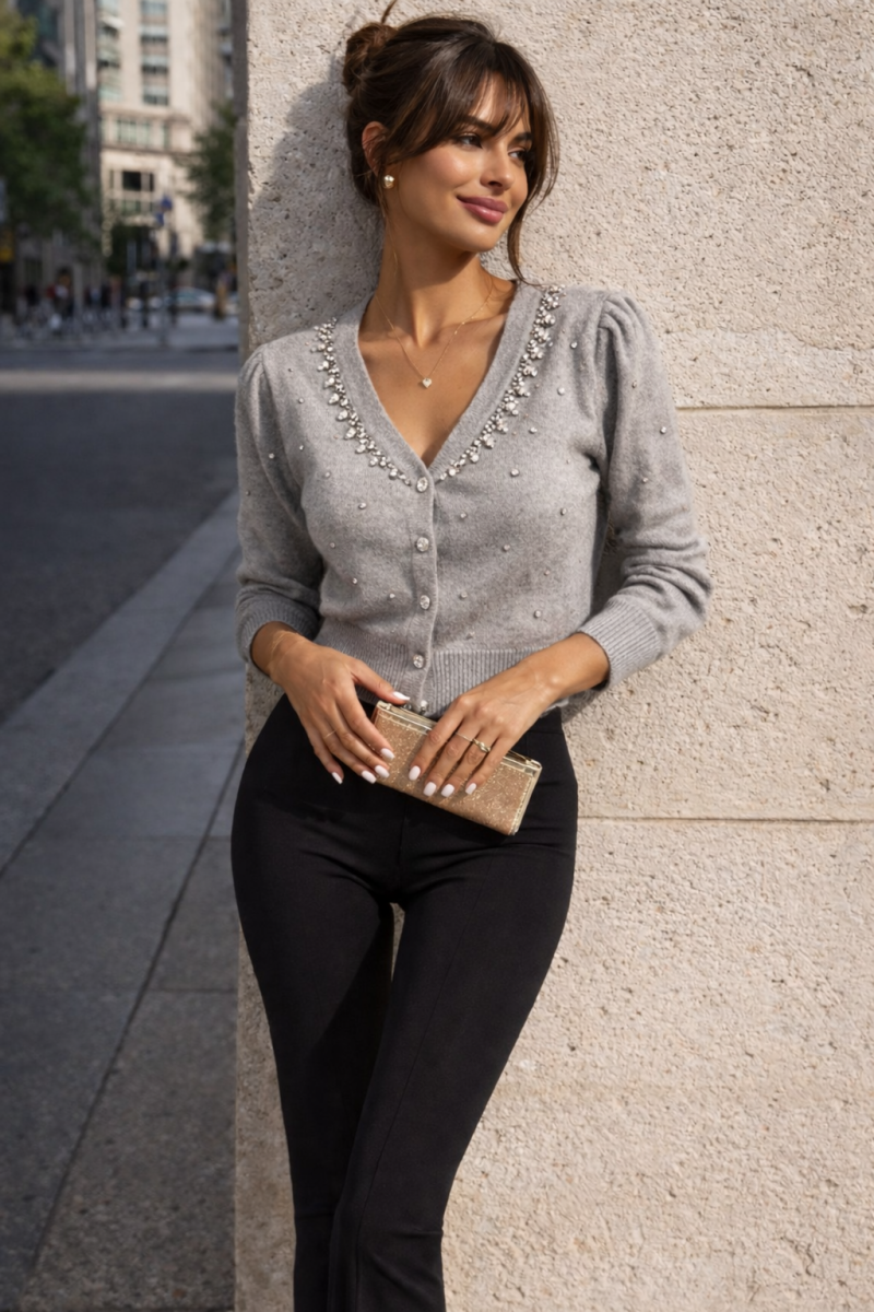 Elegante cardigan met strassdetails