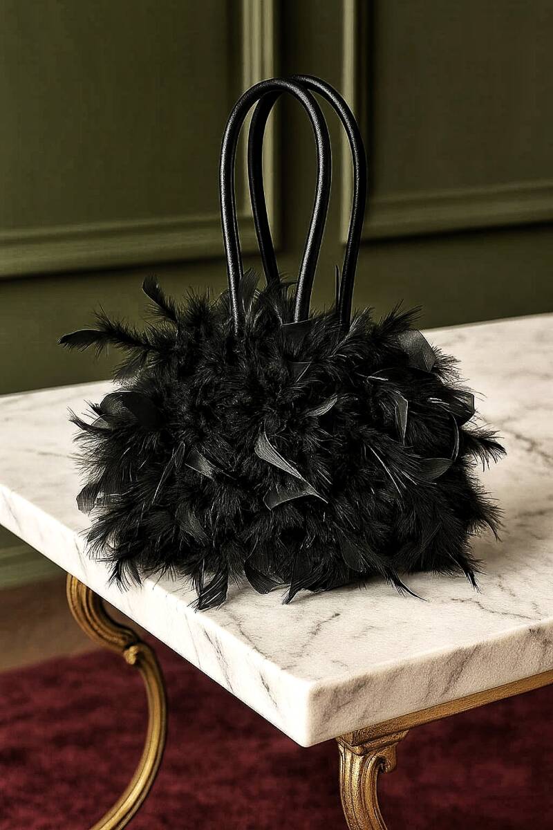 Dining clutch luxe